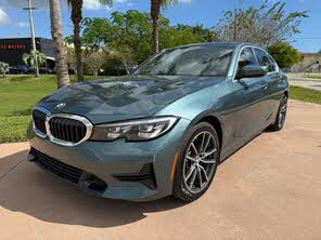 BMW 3 Series 330i Sedan RWD