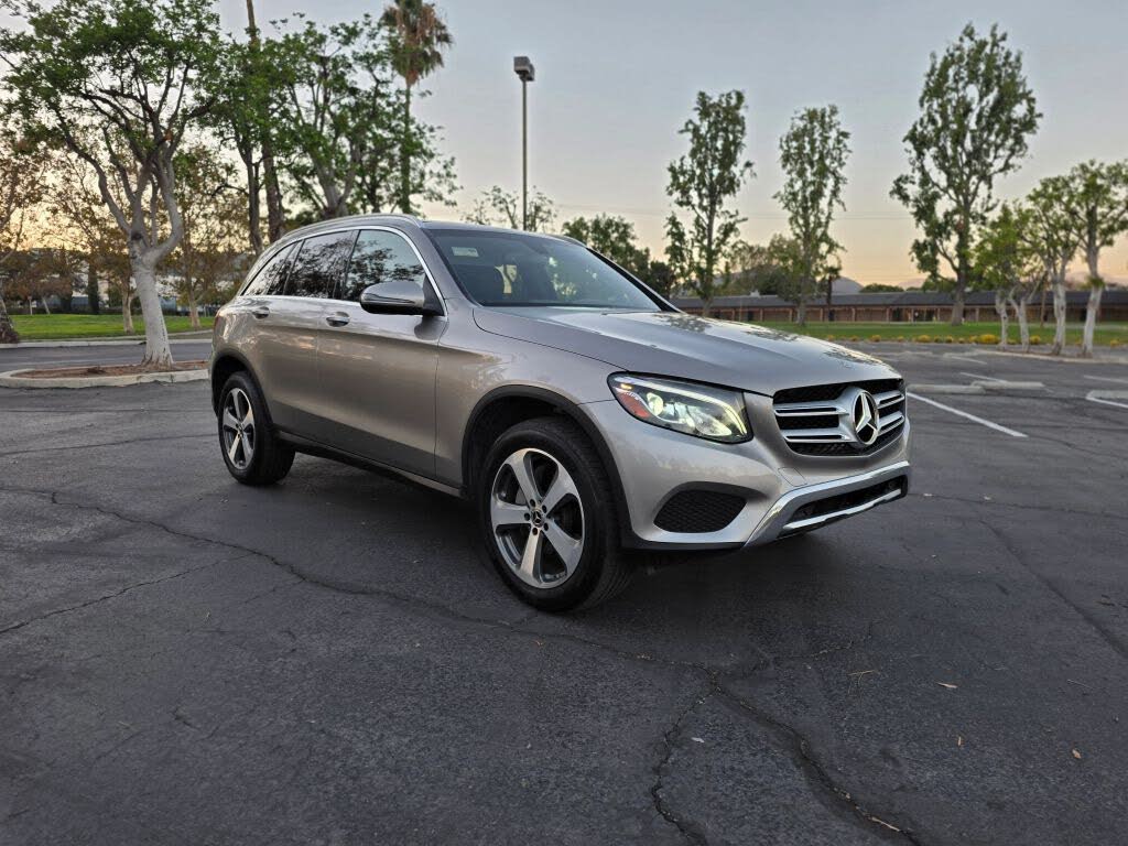 2019 Mercedes-Benz GLC 300 RWD