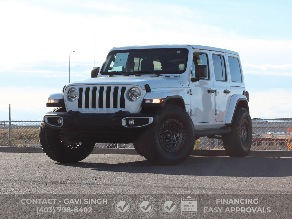 Jeep Wrangler Sahara 4-Door 4WD 2023