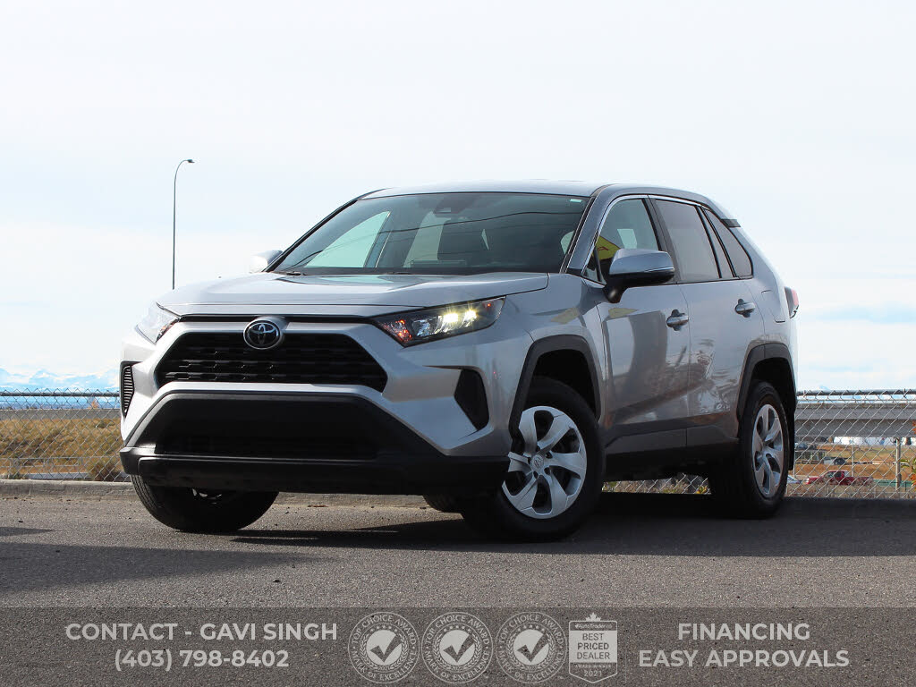 Toyota RAV4 LE AWD 2023