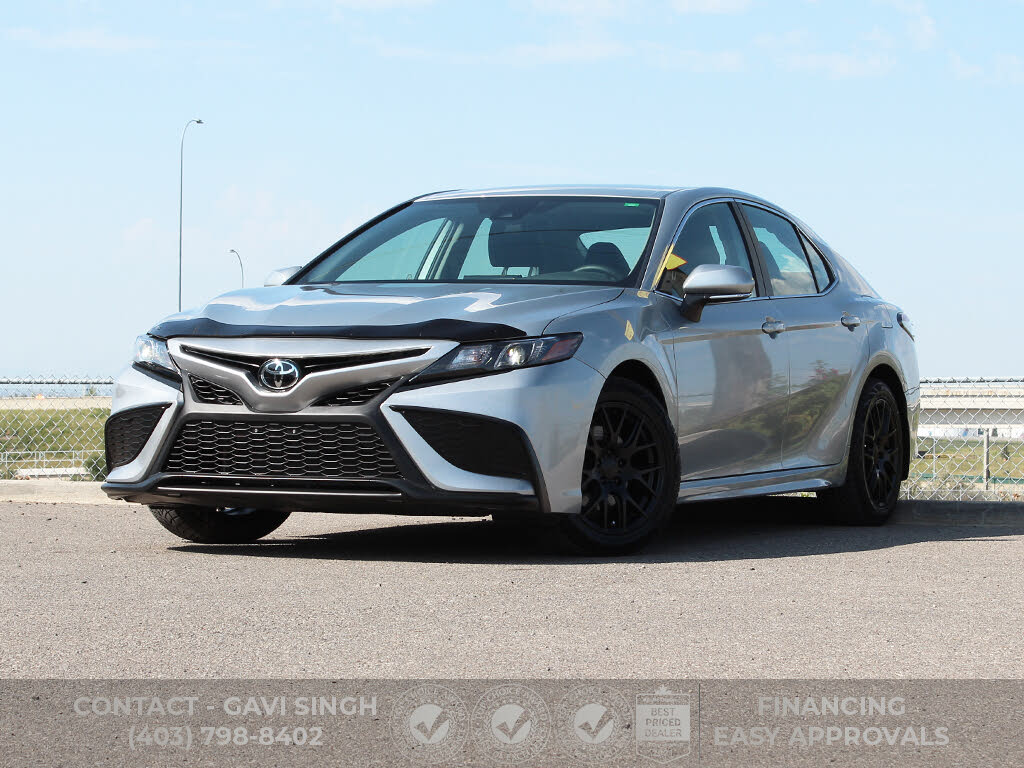 2024 Toyota Camry SE FWD