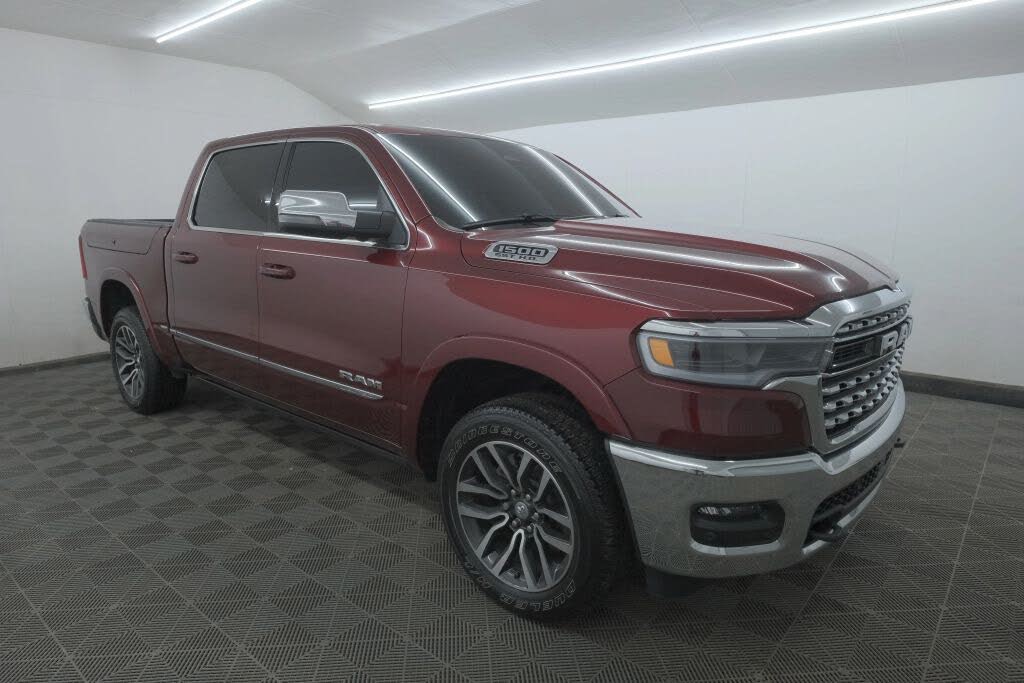 2025 RAM 1500 Limited Crew Cab 4WD