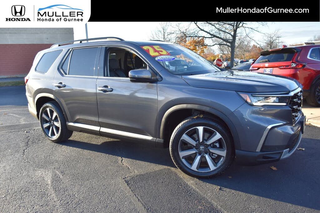 2025 Honda Pilot Touring AWD