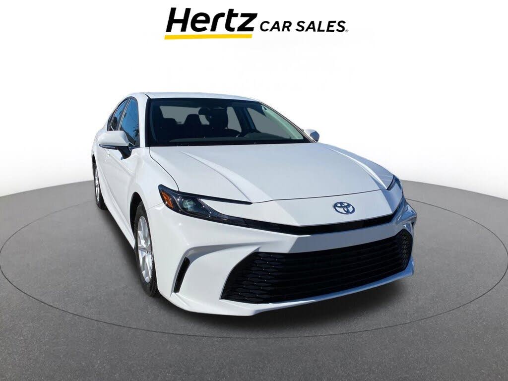 2025 Toyota Camry LE FWD