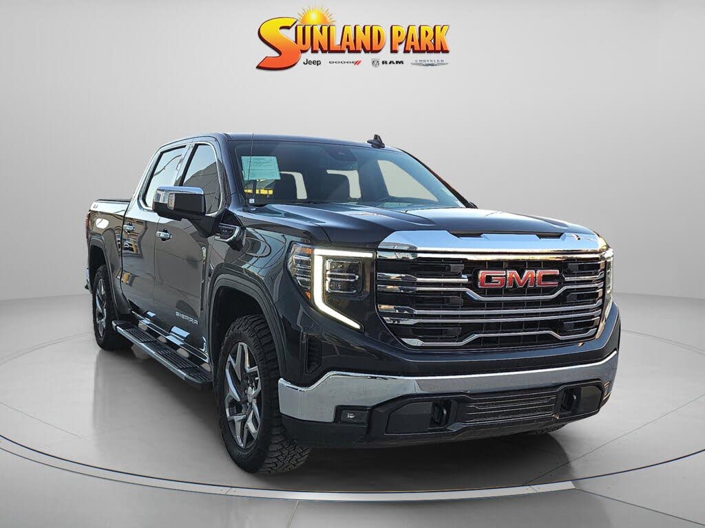 2022 GMC Sierra 1500 SLT Crew Cab 4WD