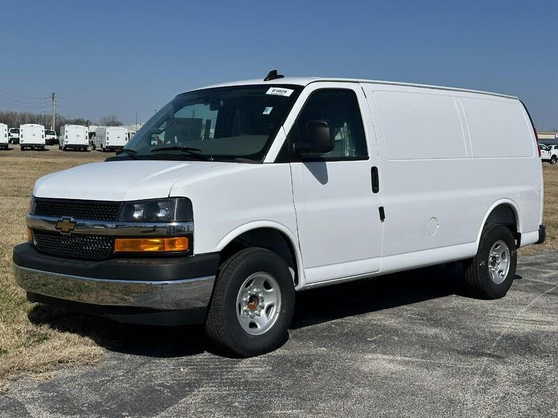 2025 Chevrolet Express Cargo 2500 RWD