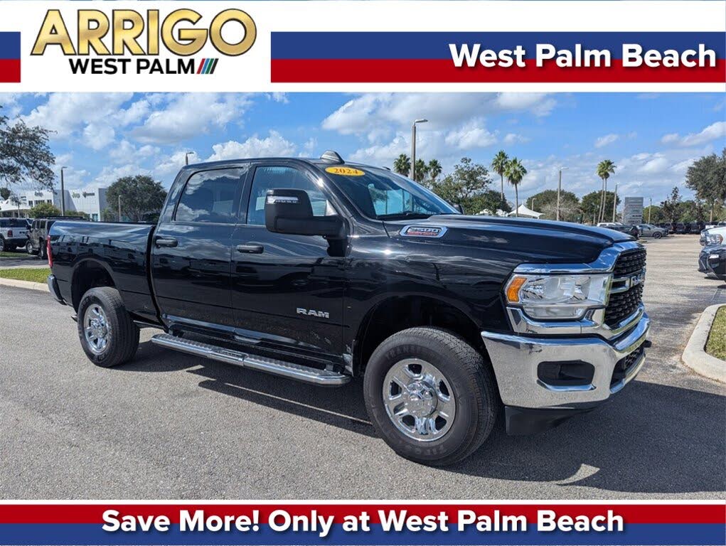 2024 RAM 2500 Big Horn Crew Cab 4WD