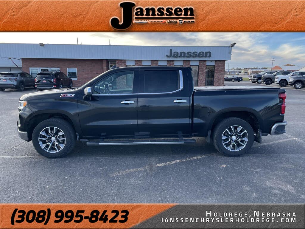 2022 Chevrolet Silverado 1500 LTZ Crew Cab 4WD