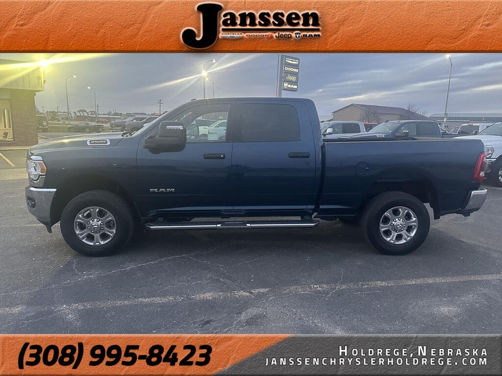 2024 RAM 2500 Big Horn Crew Cab 4WD