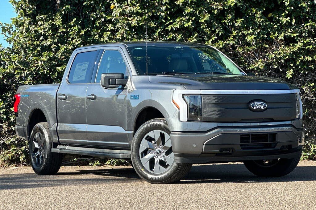 2025 Ford F-150 Lightning Flash SuperCrew AWD