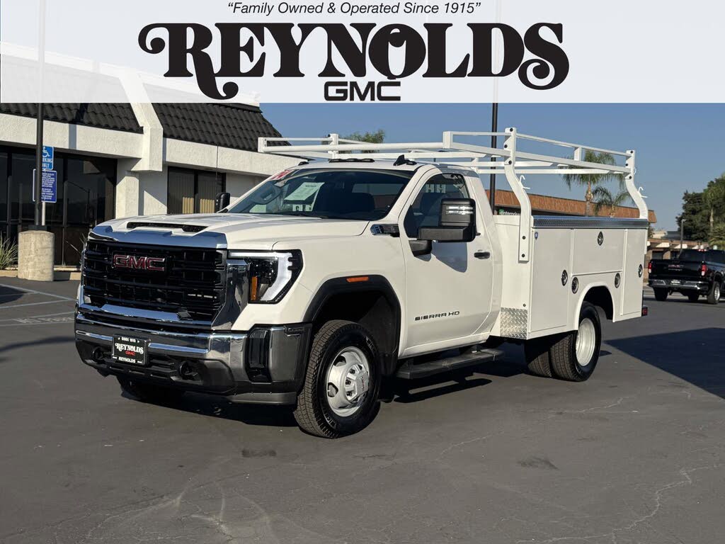 2024 GMC Sierra 3500HD Chassis Pro Regular Cab RWD