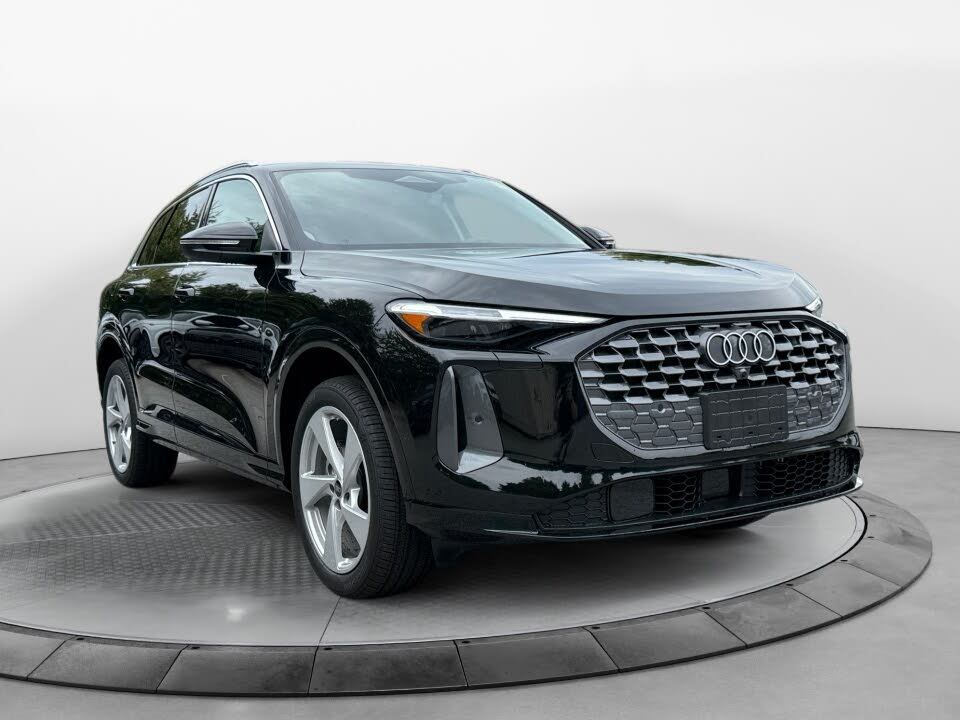 2025 Audi Q5 quattro Premium Plus 40 TFSI