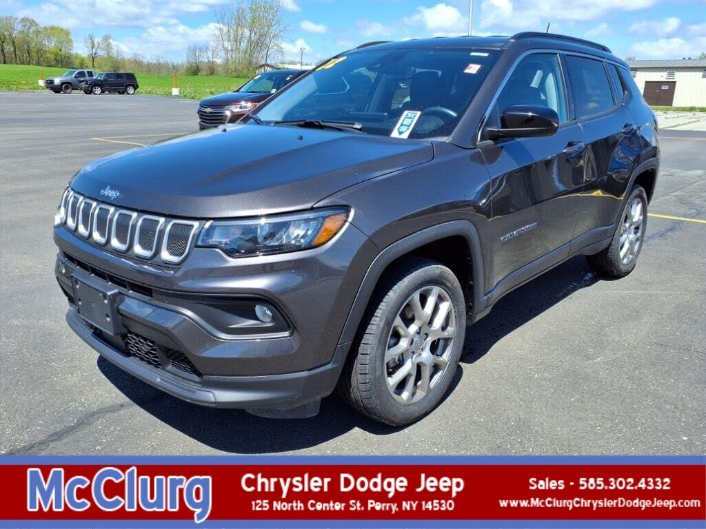 2022 Jeep Compass Latitude Lux 4WD