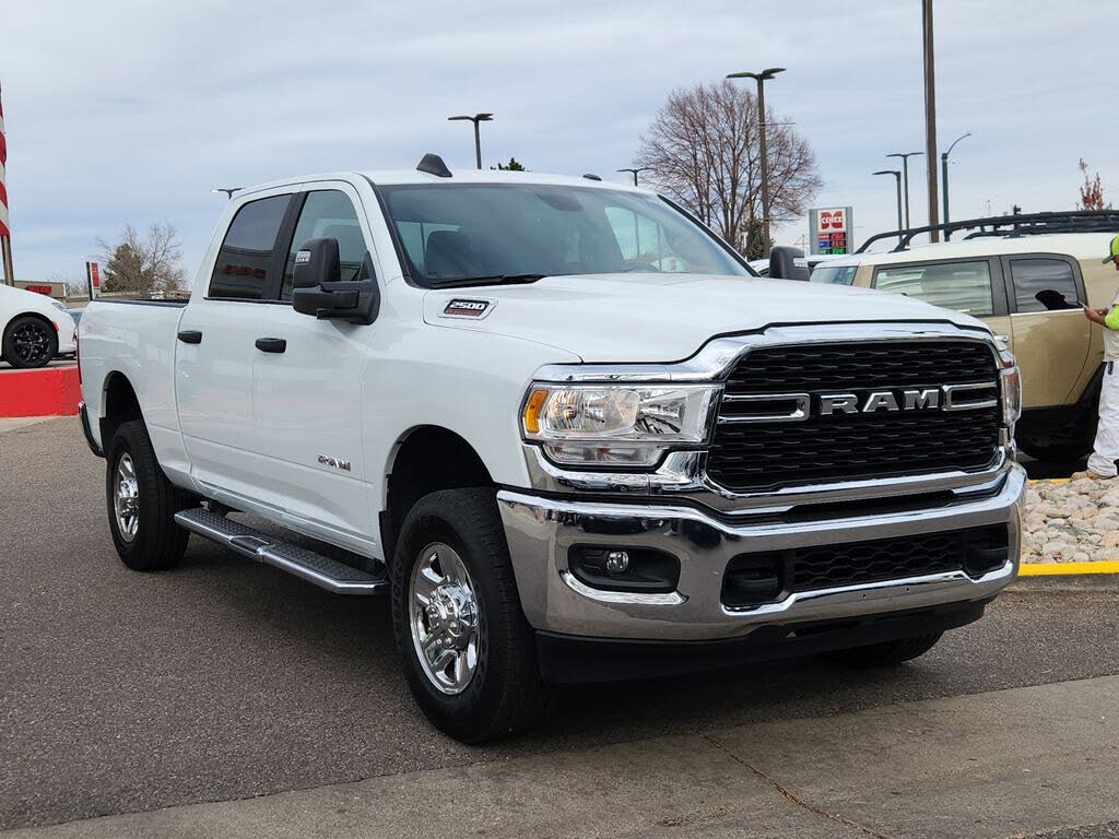 2024 RAM 2500 Big Horn Crew Cab 4WD