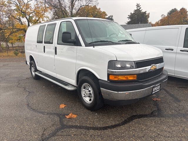 2024 Chevrolet Express Cargo 2500 RWD