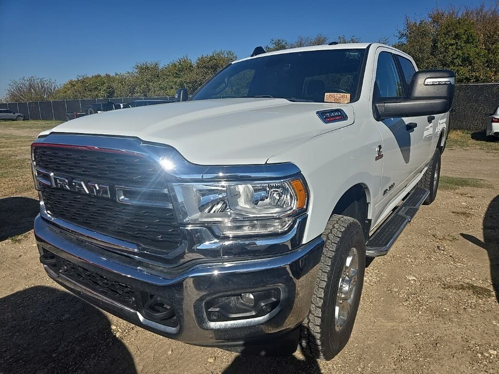 2024 RAM 2500 Big Horn Crew Cab 4WD