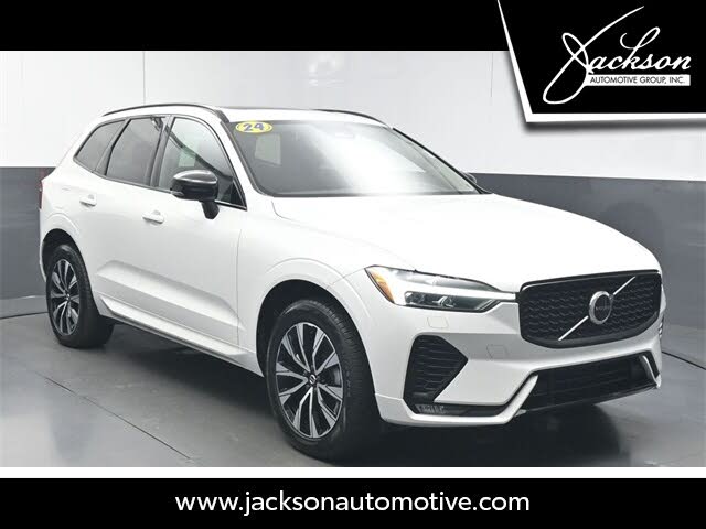 2024 Volvo XC60 B5 Core Dark Theme AWD