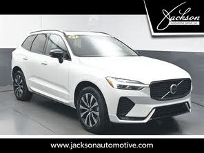 Volvo XC60 B5 Core Dark Theme AWD