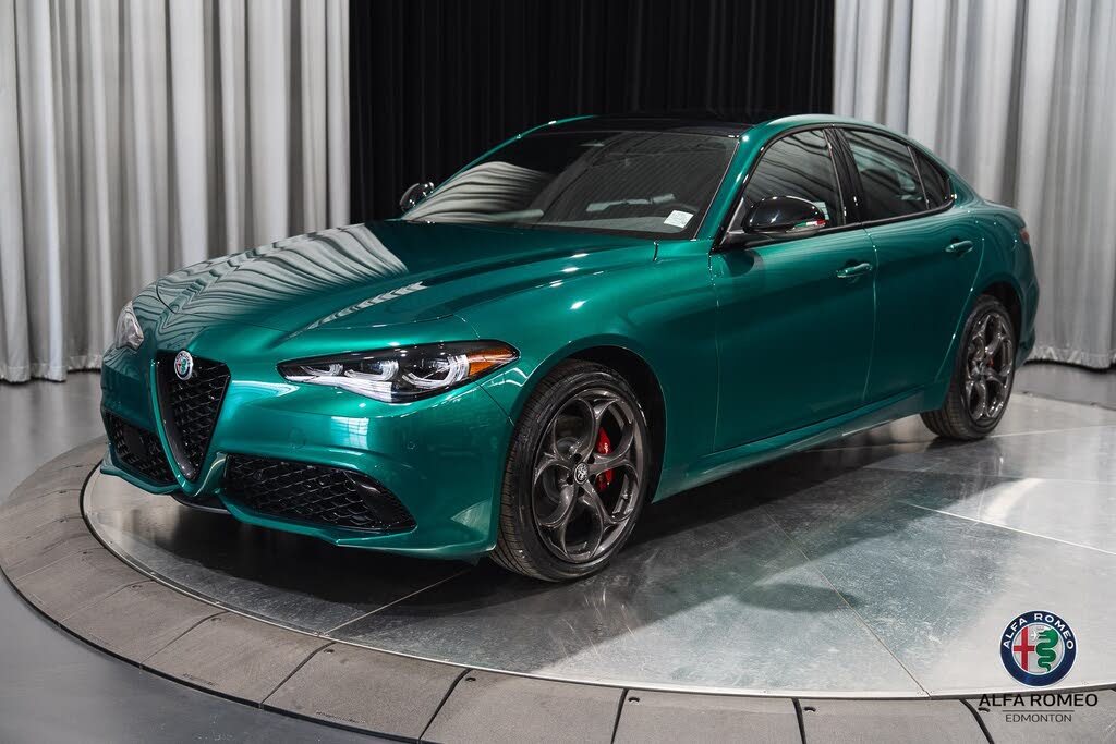 2025 Alfa Romeo Giulia Tributo Italiano AWD