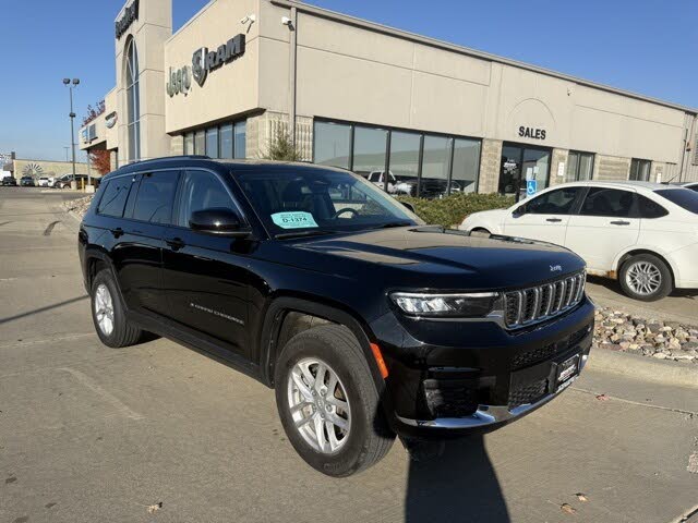 2023 Jeep Grand Cherokee L Laredo 4WD