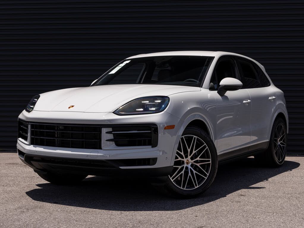 2025 Porsche Cayenne AWD