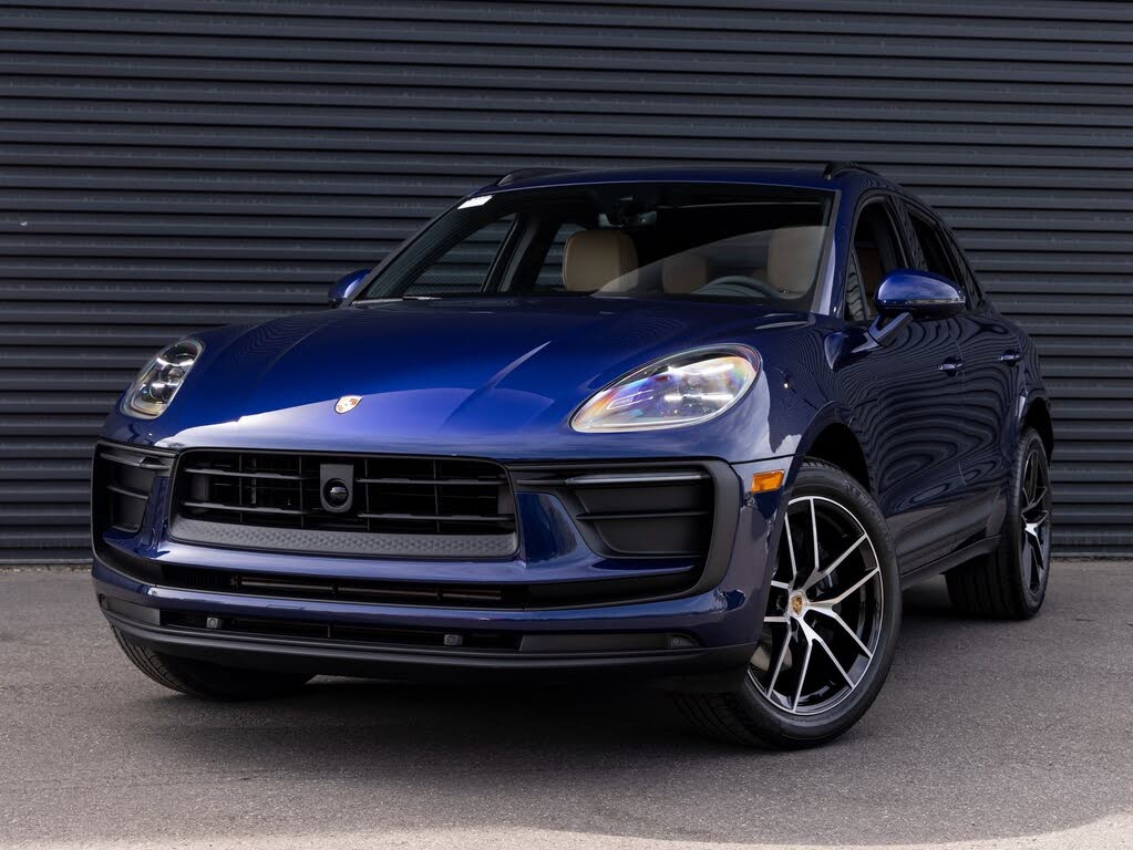 2025 Porsche Macan AWD
