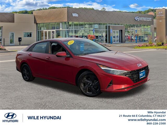 2023 Hyundai Elantra SEL FWD