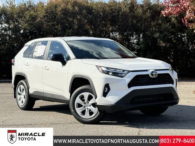 2025 Toyota RAV4 LE FWD