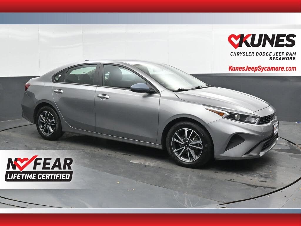 2024 Kia Forte LXS FWD