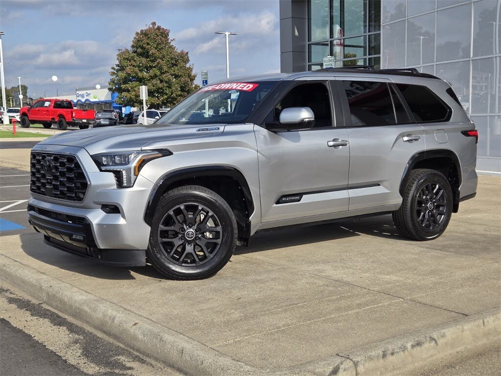 2024 Toyota Sequoia Platinum 4WD