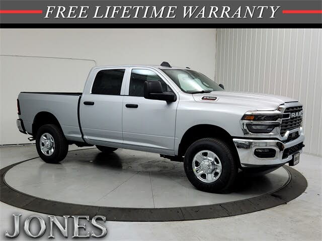 2026 RAM 2500 Tradesman Crew Cab 4WD