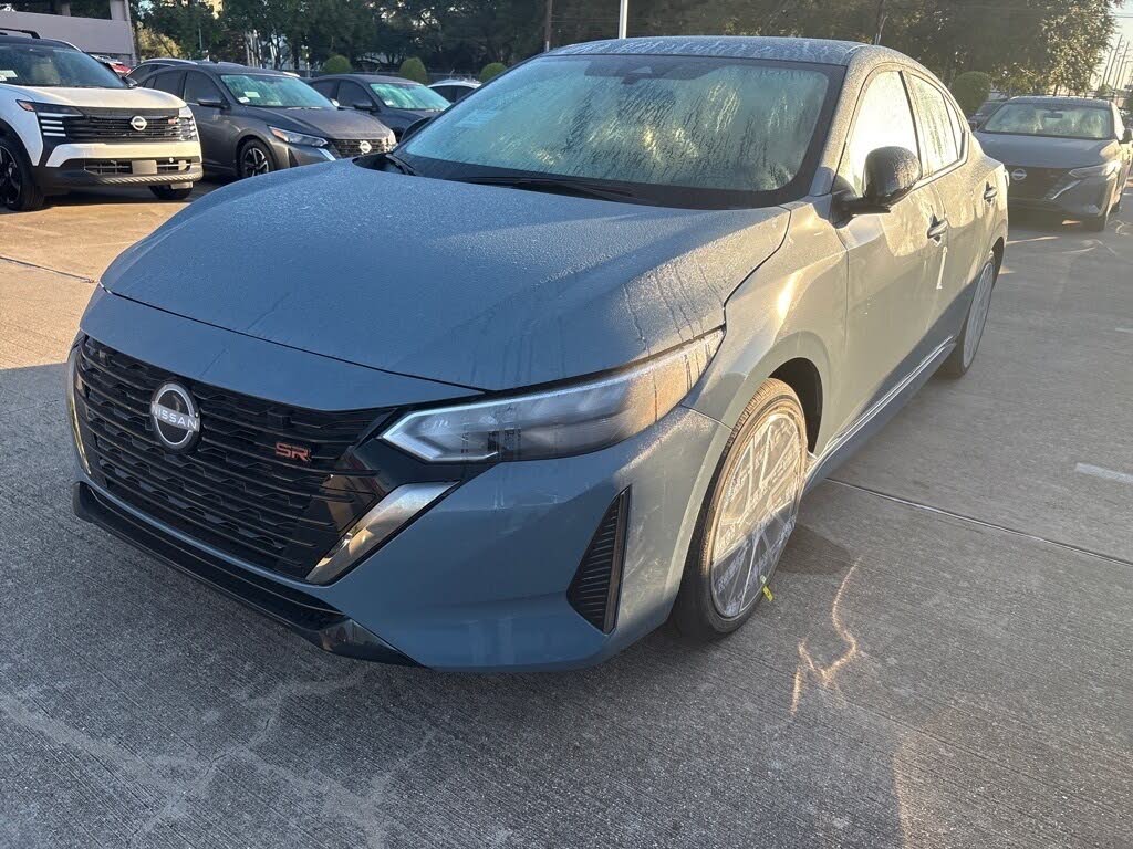 2025 Nissan Sentra SR FWD