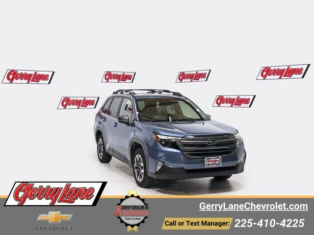 2025 Subaru Forester Premium Crossover AWD