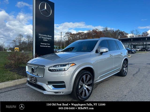 2025 Volvo XC90 B6 Ultra Bright Theme 7-Passenger AWD