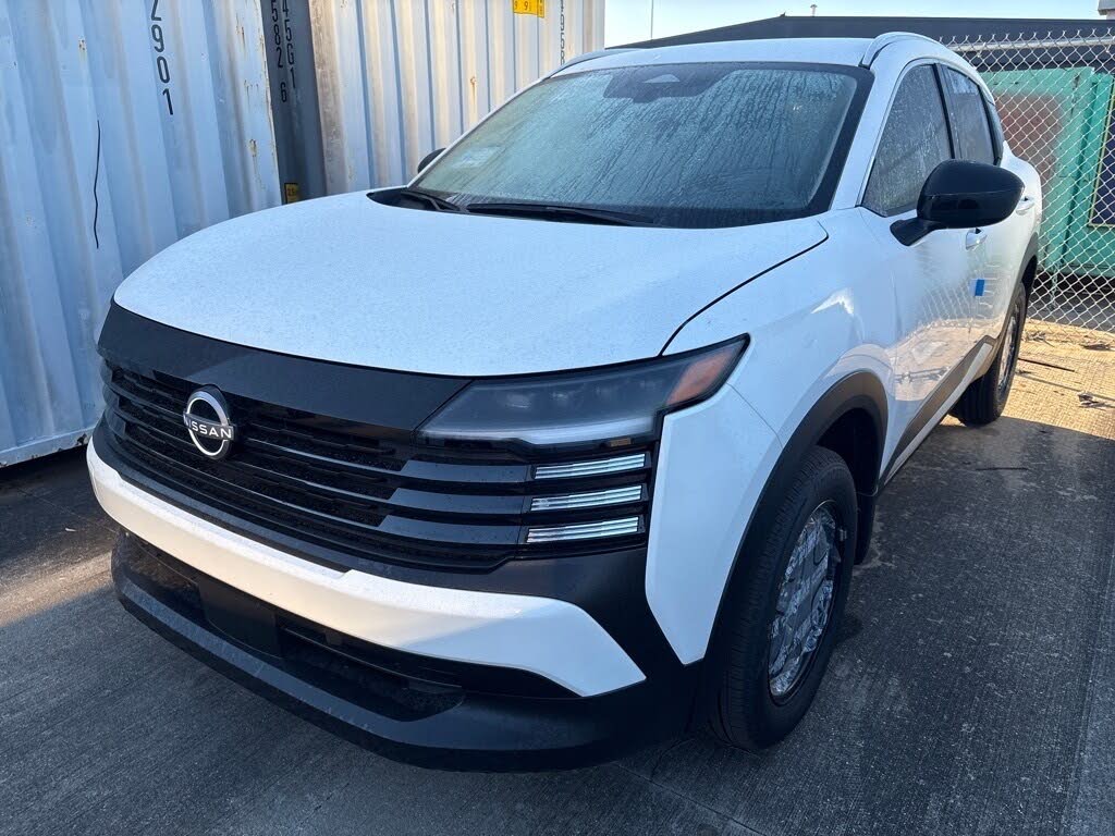 2026 Nissan Kicks SV FWD