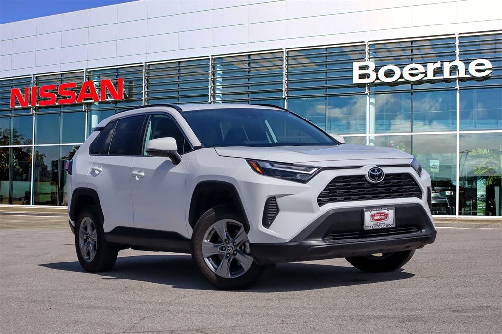 2024 Toyota RAV4 XLE AWD