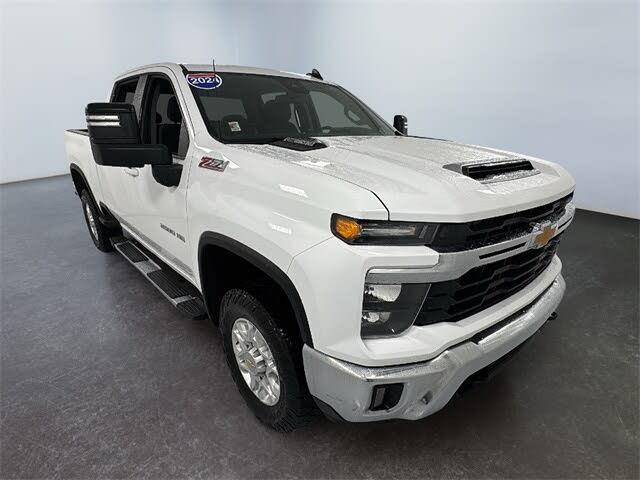 2024 Chevrolet Silverado 2500HD LT Crew Cab 4WD