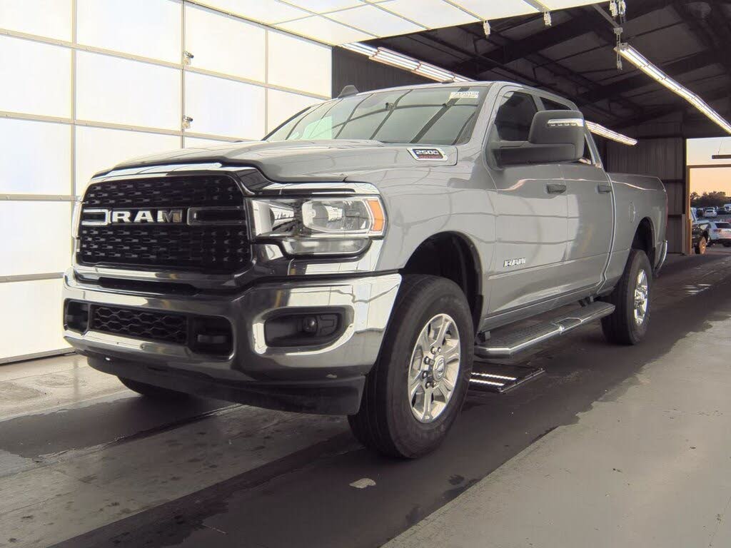 2024 RAM 2500 Big Horn Crew Cab 4WD
