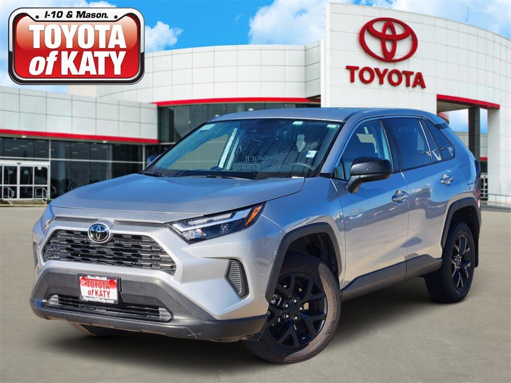 2024 Toyota RAV4 LE FWD