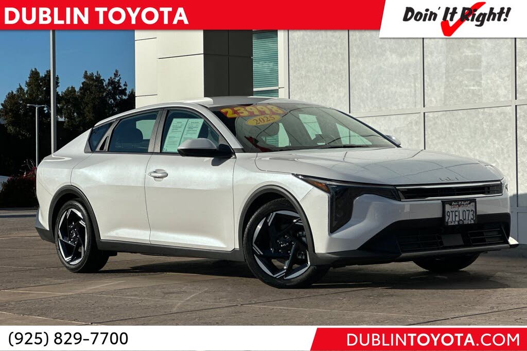 2025 Kia K4 EX FWD