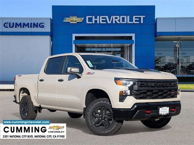 2026 Chevrolet Silverado 1500 Custom Trail Boss Crew Cab 4WD