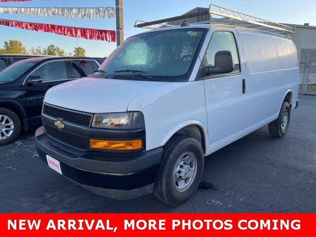 2022 Chevrolet Express Cargo 2500 RWD