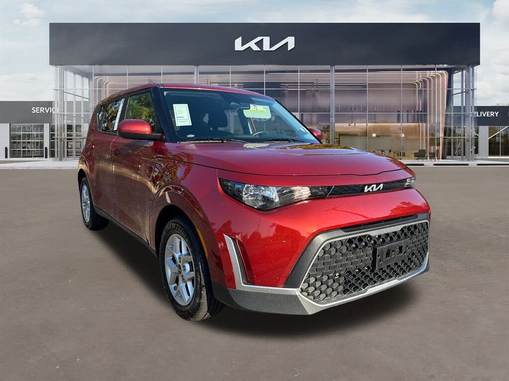 2024 Kia Soul LX FWD