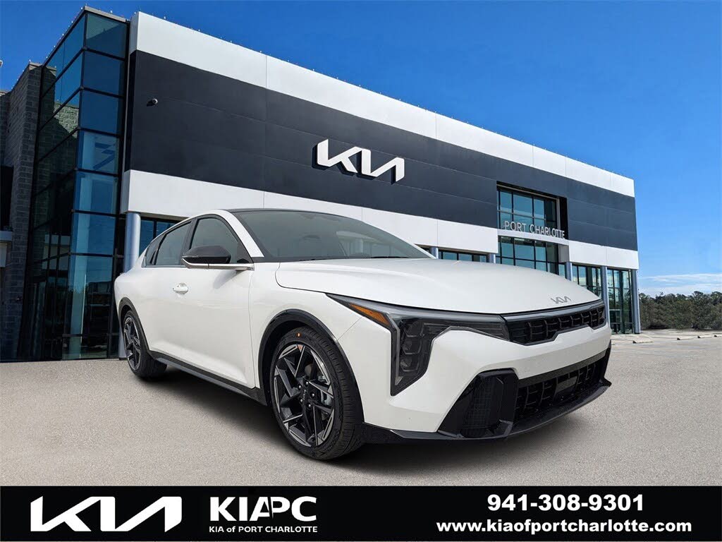 2025 Kia K4 GT-Line FWD