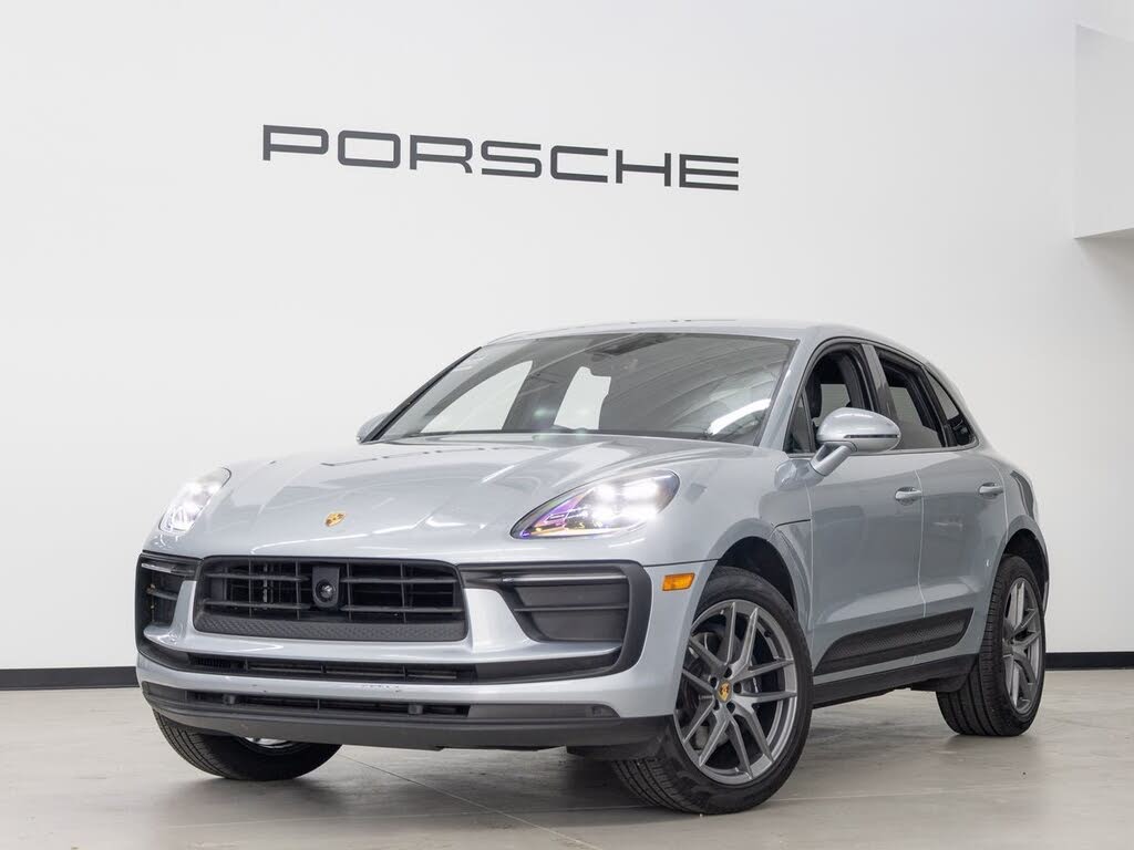 2025 Porsche Macan AWD