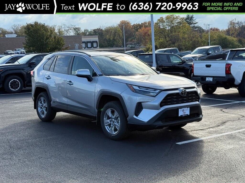 2025 Toyota RAV4 Hybrid XLE AWD