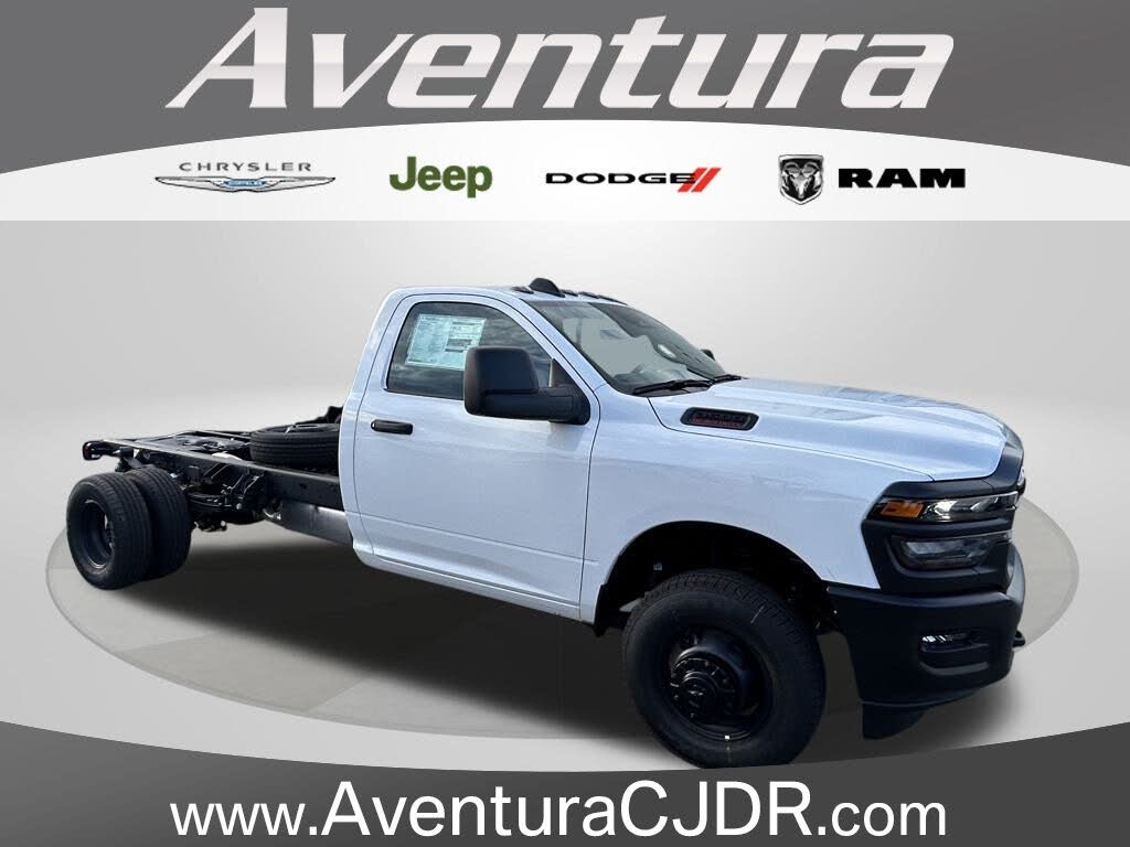 2026 RAM 3500 Chassis Tradesman Regular Cab LB DRW 4WD