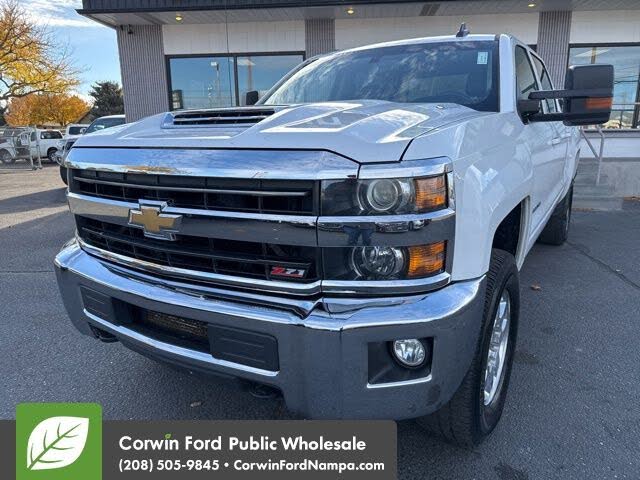 2018 Chevrolet Silverado 3500HD LT Crew Cab 4WD