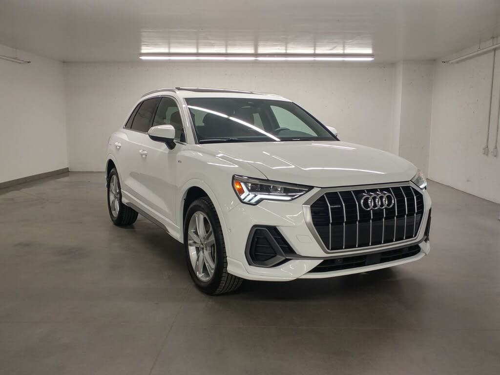 2020 Audi Q3 quattro Technik 45 TFSI