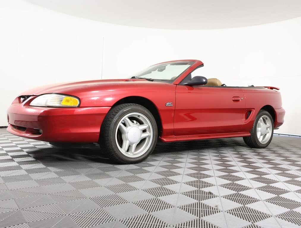 1994 Ford Mustang GT Convertible RWD